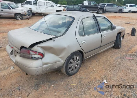 1997 Nissan Altima Gle/Gxe/Se/Xe z USA, uszkodzony, nr VIN 1N4BU31D8VC237377